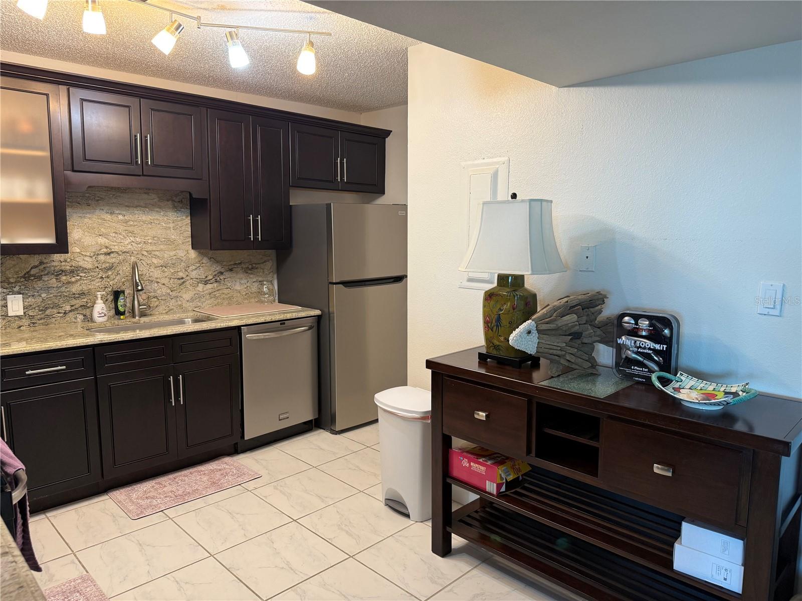 ISLE OF SAND KEY 1 CONDO - Residential Lease