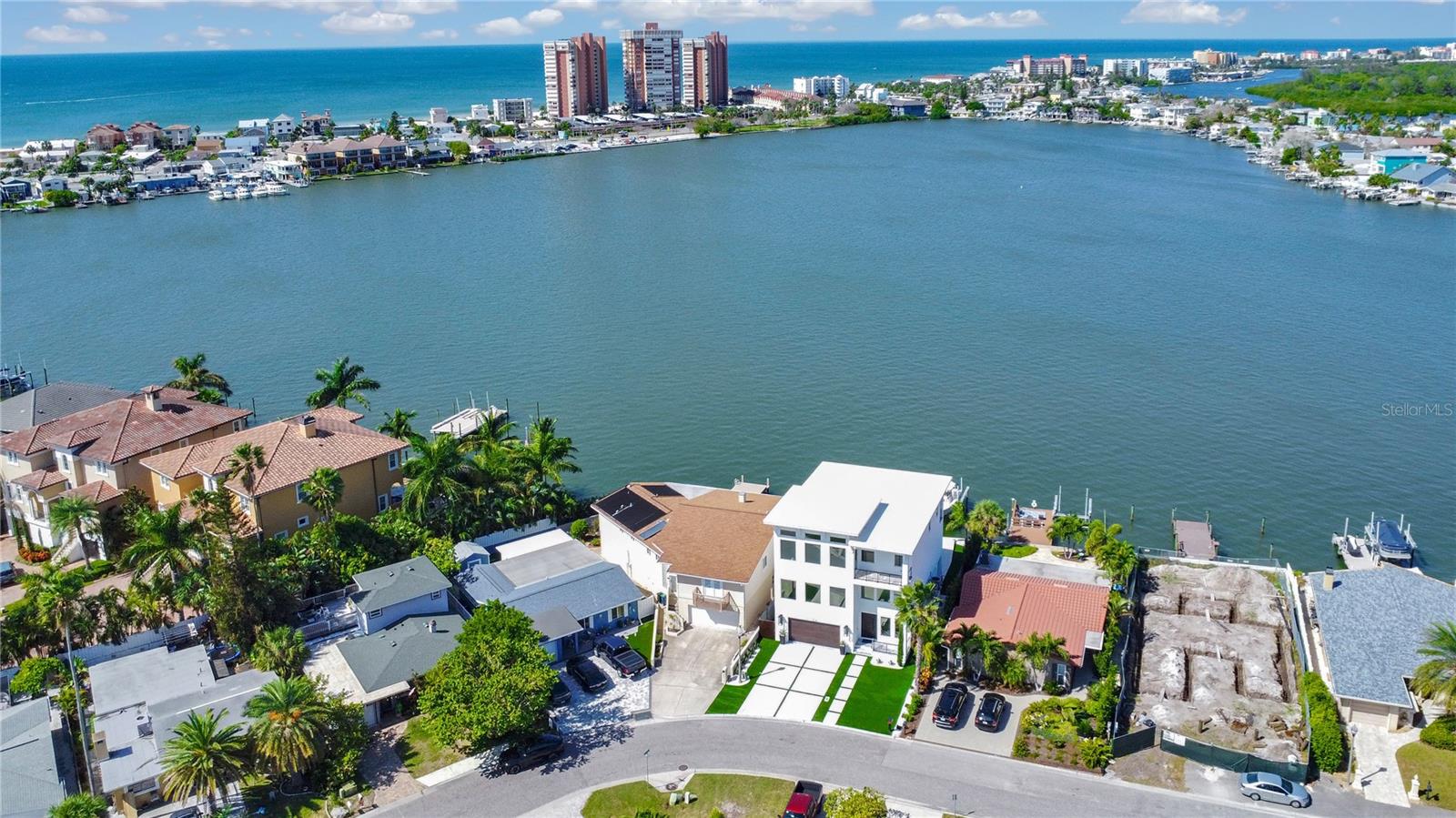 HARBOR SHORES 4TH ADD - Residential