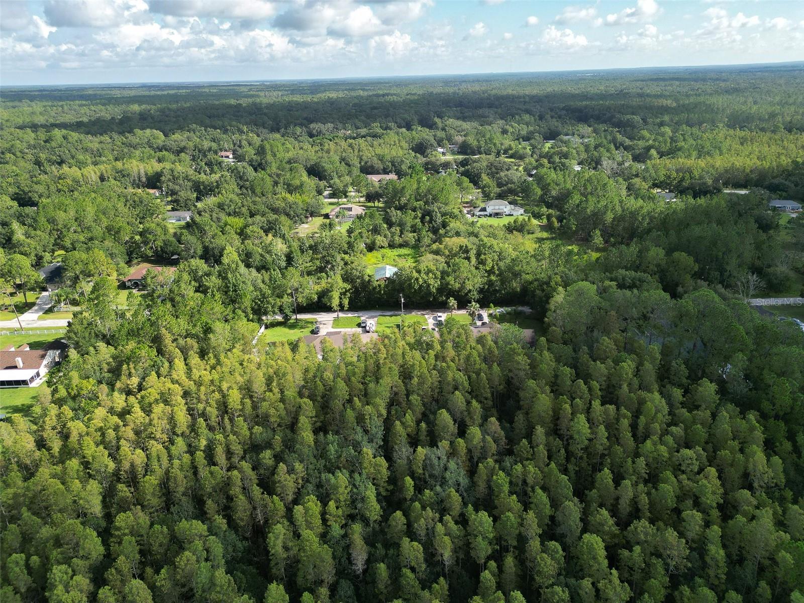 QUAIL HOLLOW PINES - Land