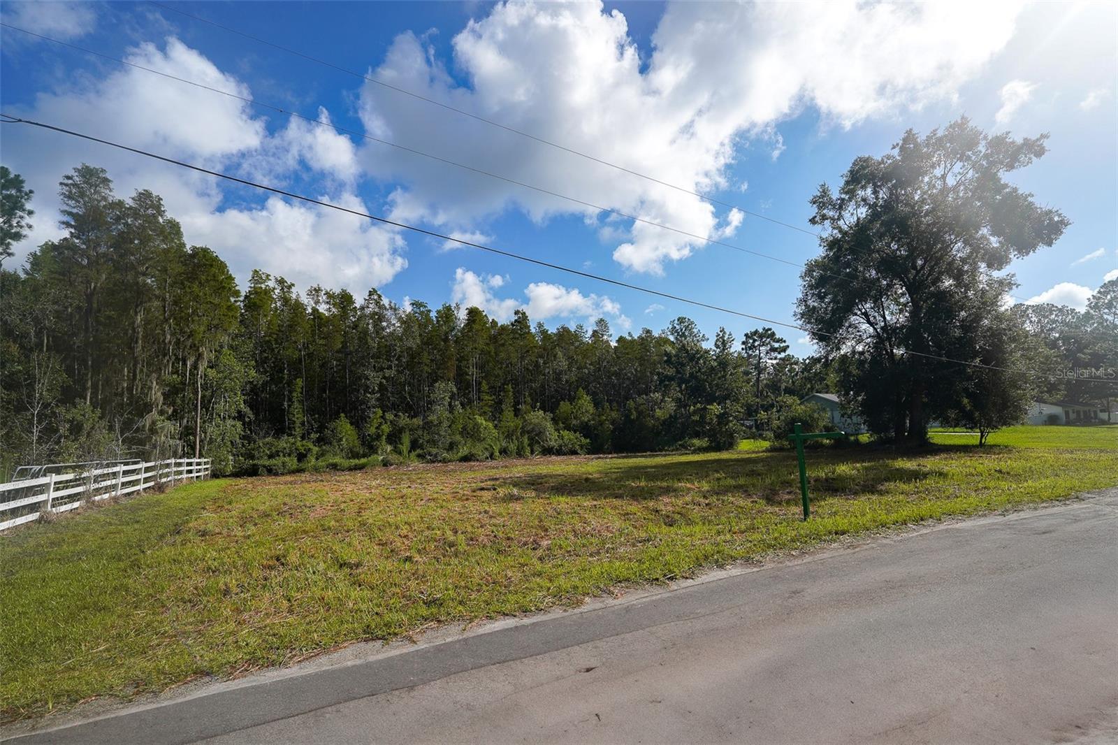 QUAIL HOLLOW PINES - Land