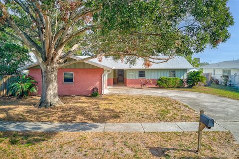 A home in LARGO