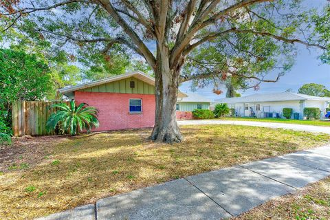 A home in LARGO