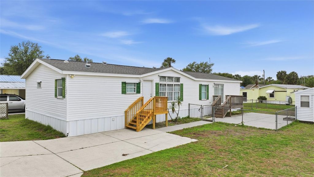 Photo of 11923 SW Loop Terrace, Arcadia, FL 34269 (MLS # C7523426)
