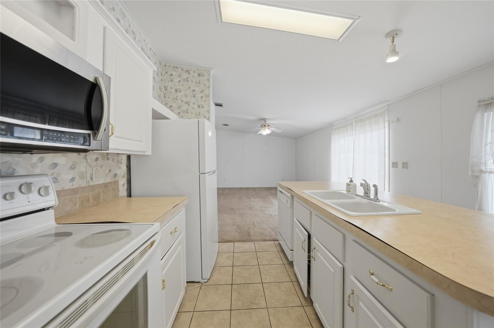 SECOND SPRING LAKE ADD - Residential