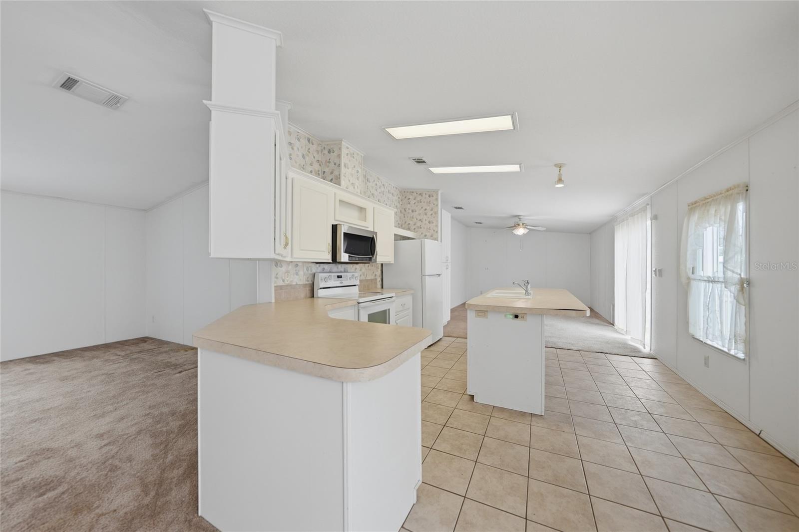 SECOND SPRING LAKE ADD - Residential