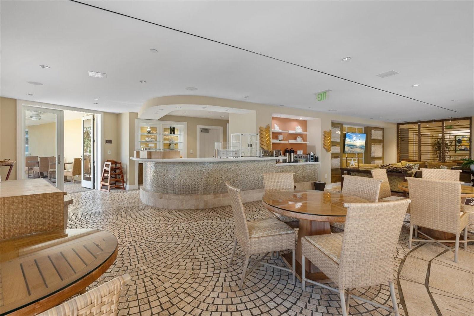 SIESTA KEY BEACH RESIDENCES - Residential