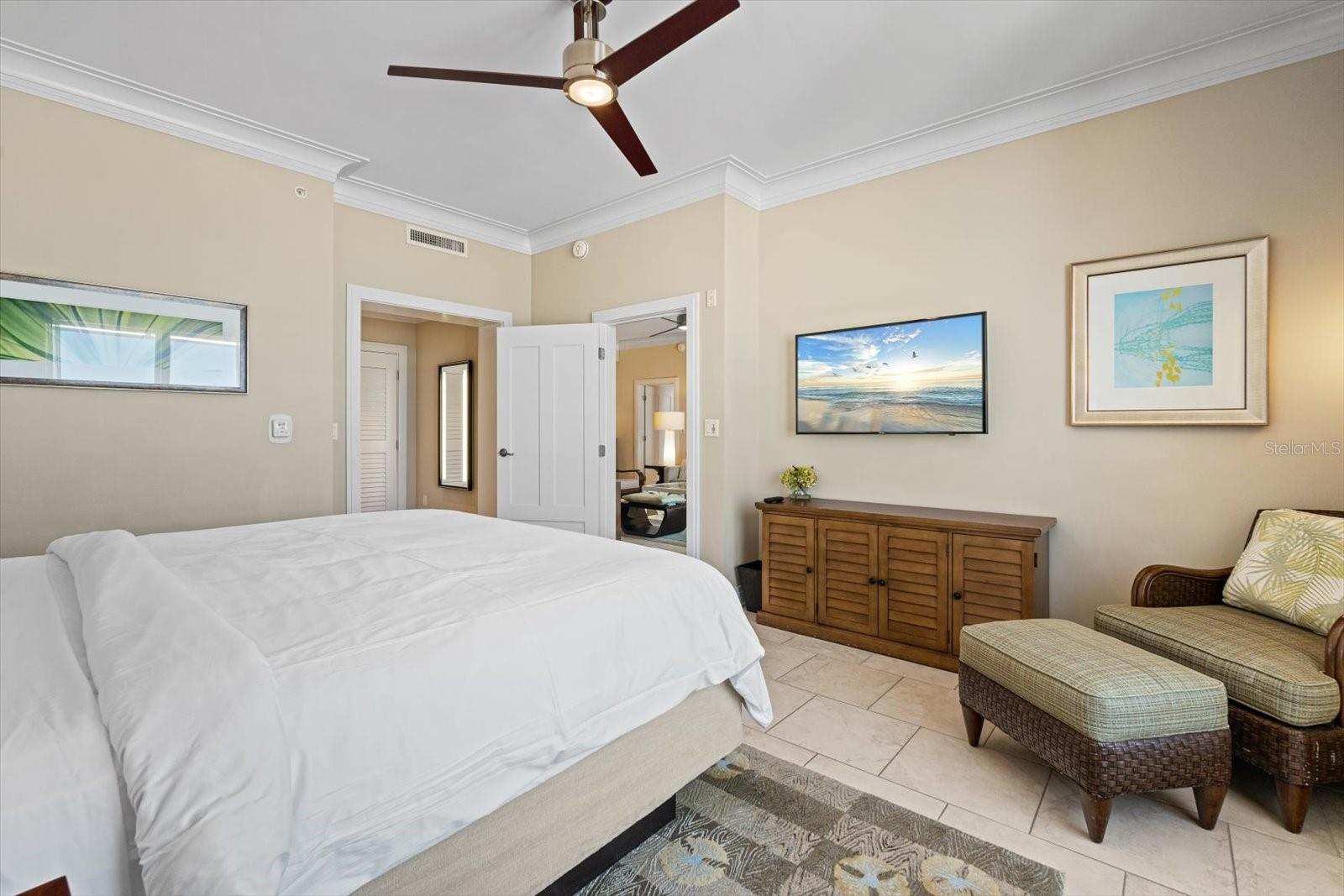 SIESTA KEY BEACH RESIDENCES - Residential