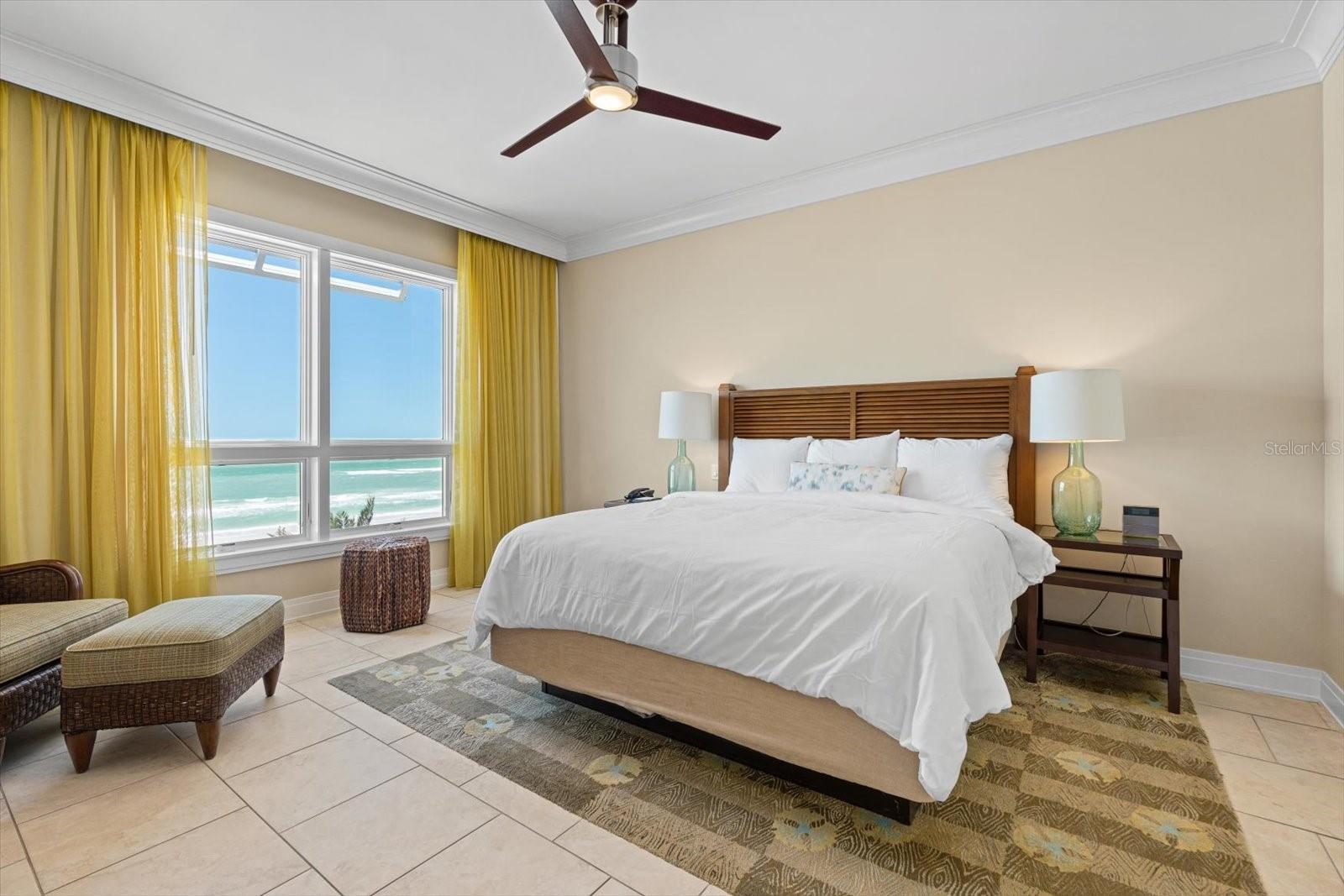 SIESTA KEY BEACH RESIDENCES - Residential