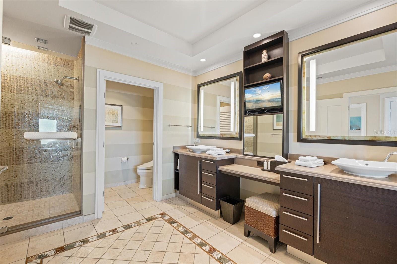 SIESTA KEY BEACH RESIDENCES - Residential