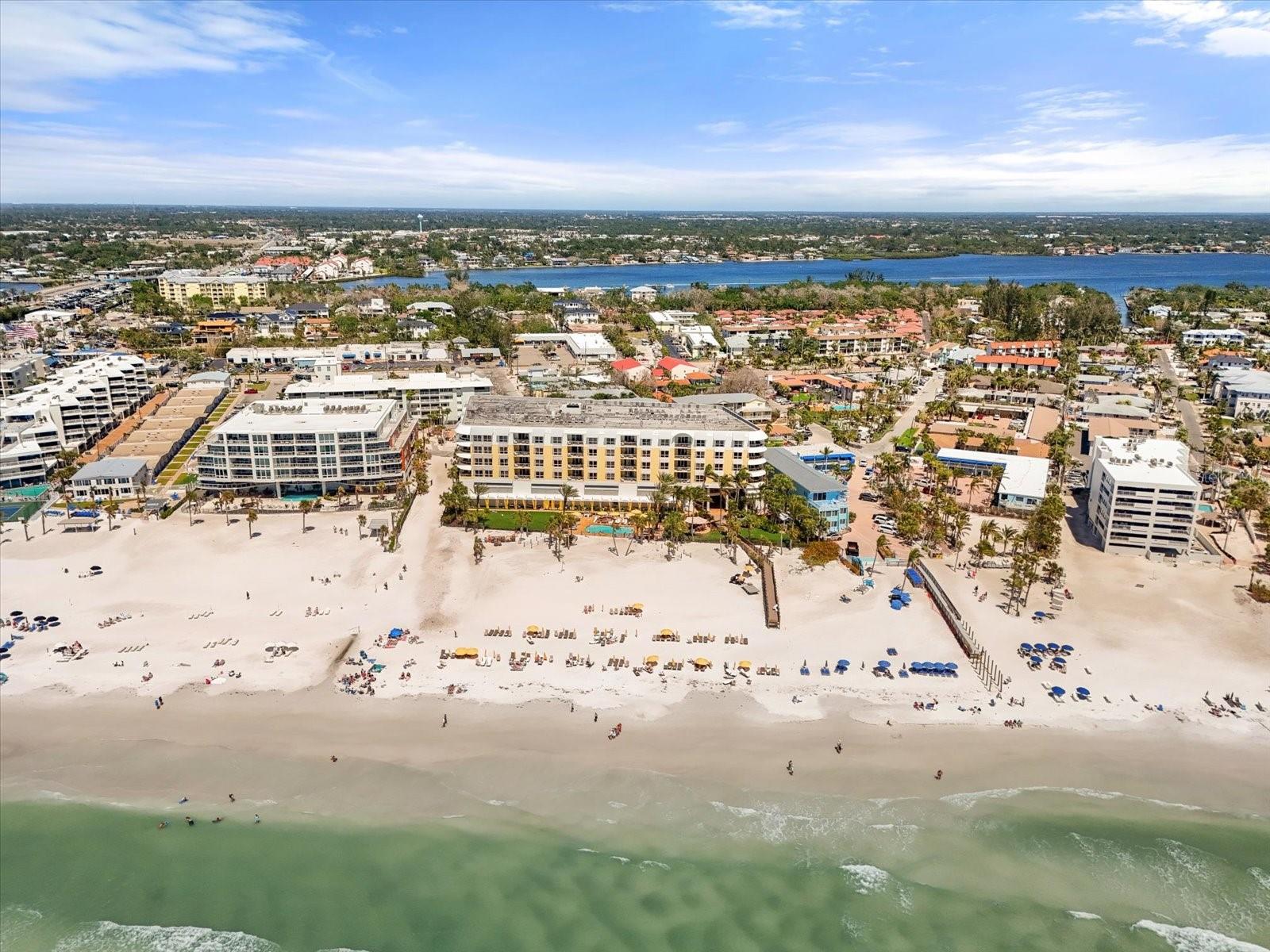SIESTA KEY BEACH RESIDENCES - Residential