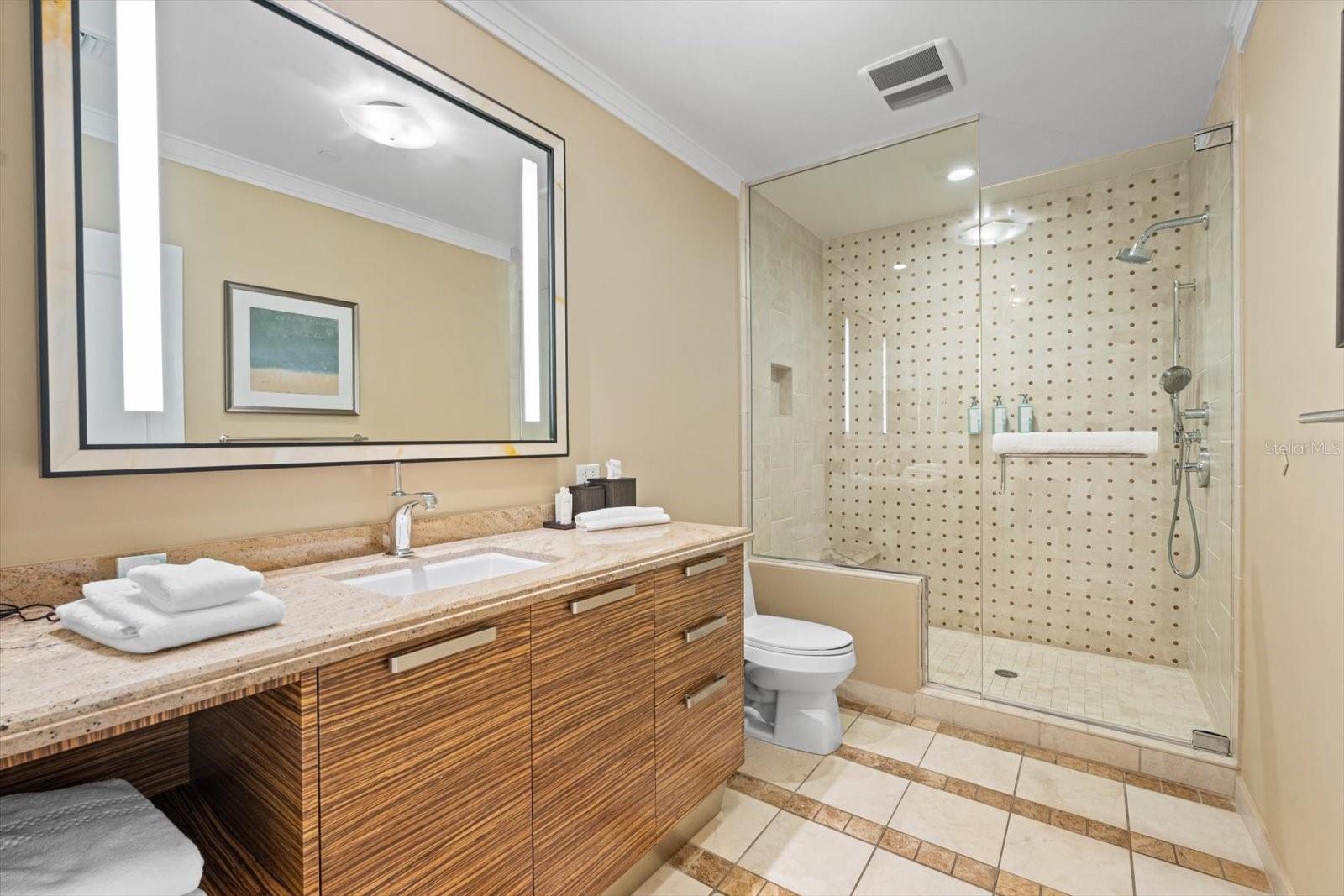 SIESTA KEY BEACH RESIDENCES - Residential