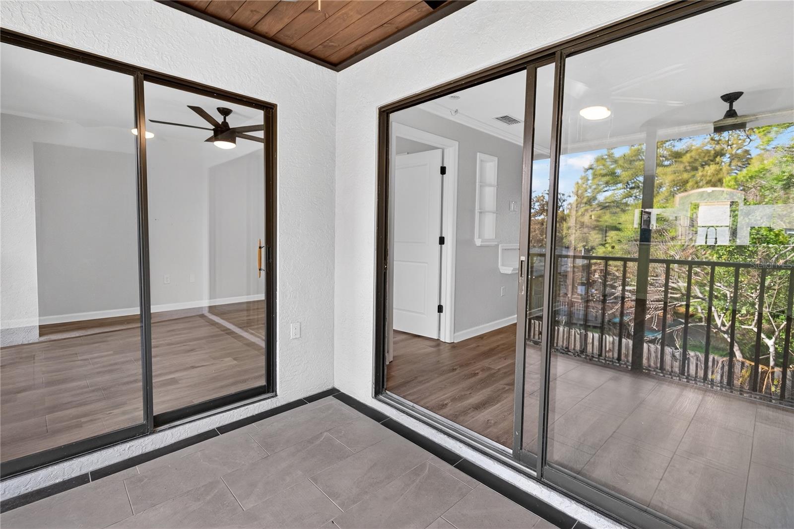 BELLA VISTA ON LAKE - Residential