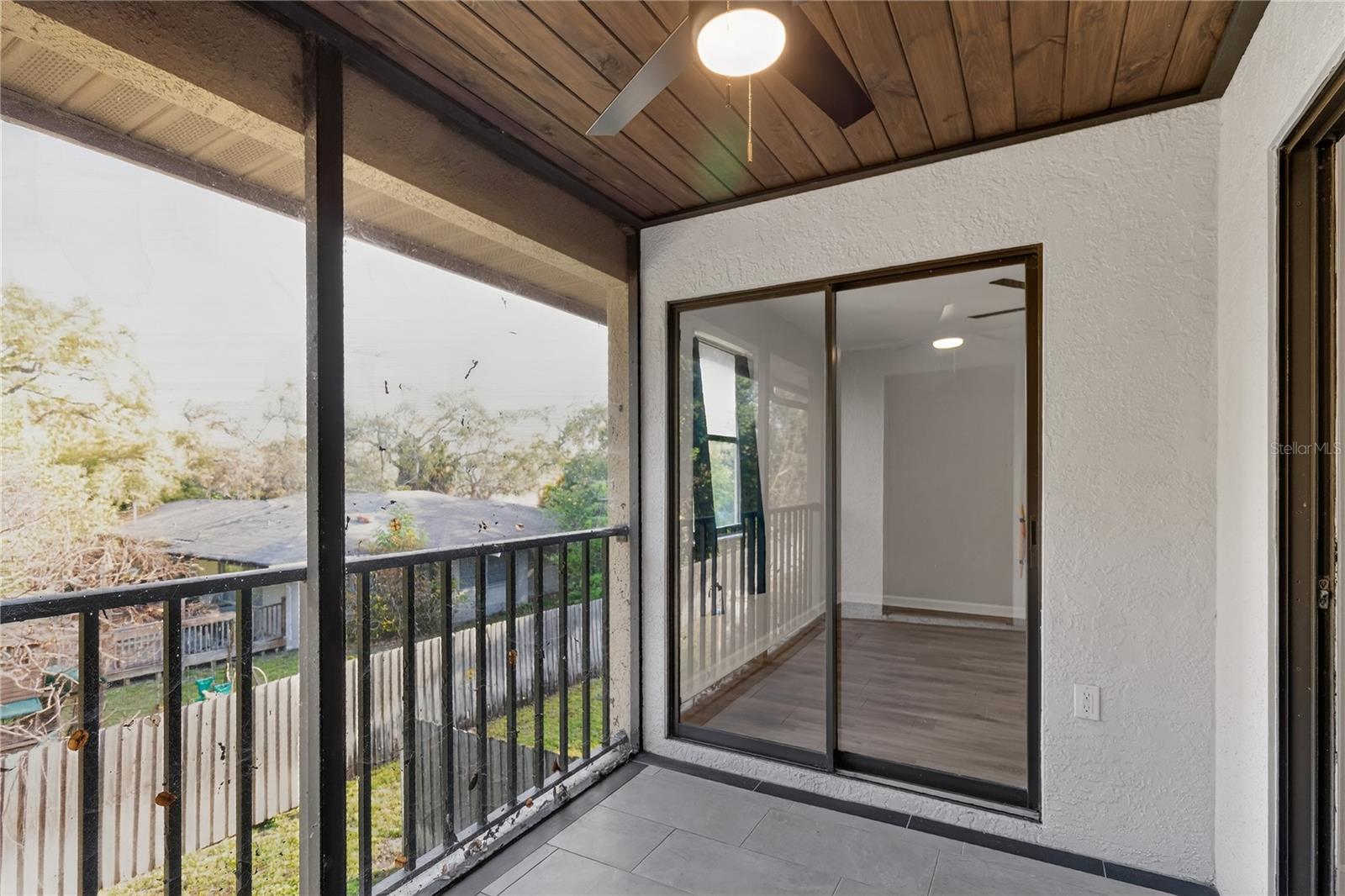 BELLA VISTA ON LAKE - Residential