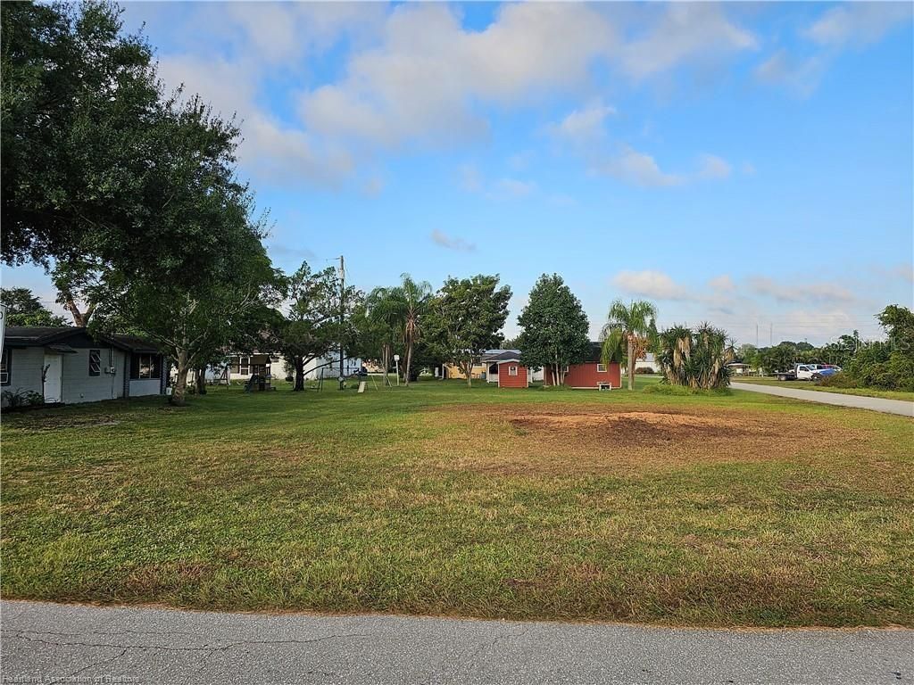 Photo of 348 Serenade Drive, Lake Placid, FL 33852 (MLS # P4925357)