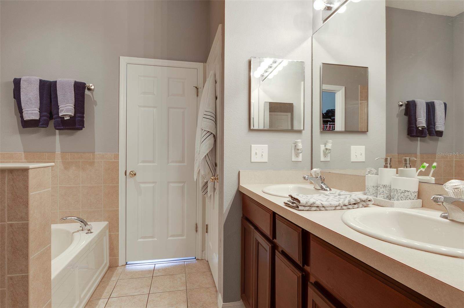 HIGHLAND GLEN - Residential