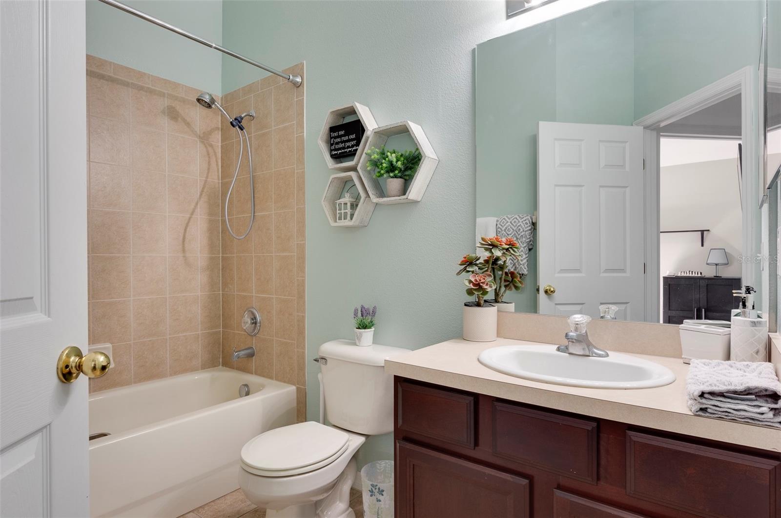 HIGHLAND GLEN - Residential