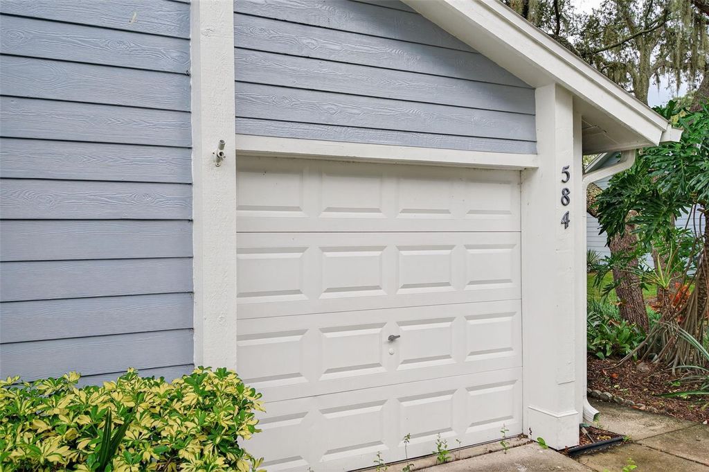 Photo of 39650 Us Highway 19 N #584, Tarpon Springs, FL 34689 (MLS # TB8414706)