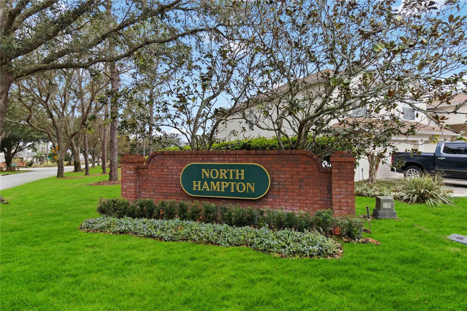 238 N HAMPTON DRIVE