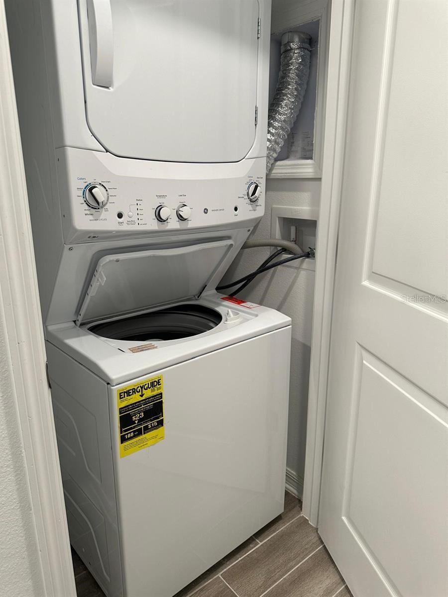 ASTONIA NORTH - Residential Lease