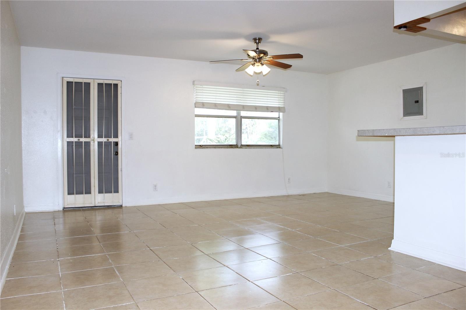CAMBRIDGE I CONDOMINIUM UNIT NUMBER 194 TYPE A 3.7 - Residential