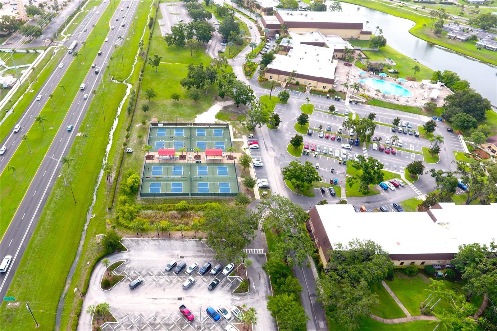 CAMBRIDGE I CONDOMINIUM UNIT NUMBER 194 TYPE A 3.7 - Residential