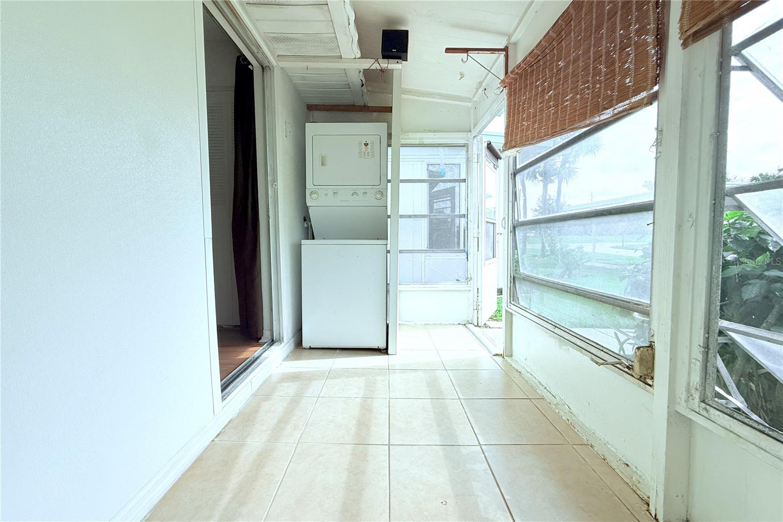 CAMBRIDGE I CONDOMINIUM UNIT NUMBER 194 TYPE A 3.7 - Residential