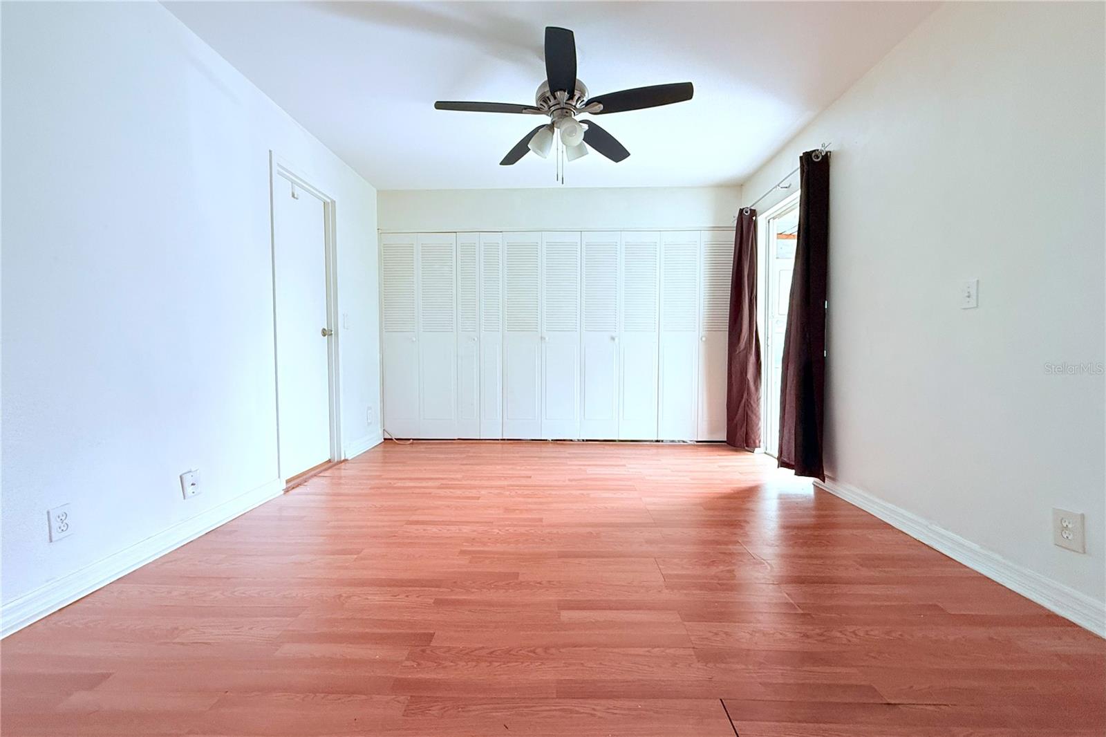 CAMBRIDGE I CONDOMINIUM UNIT NUMBER 194 TYPE A 3.7 - Residential