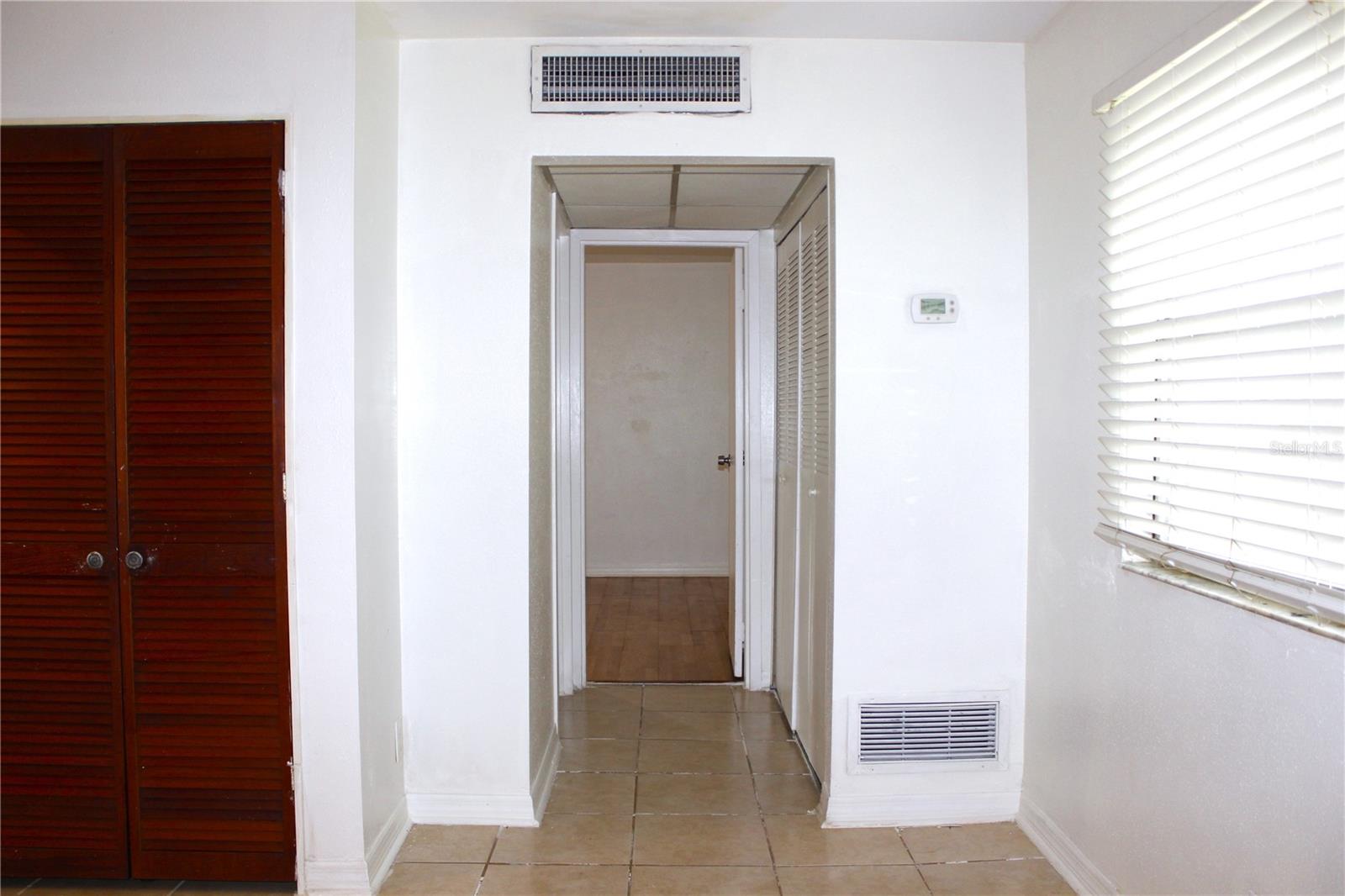 CAMBRIDGE I CONDOMINIUM UNIT NUMBER 194 TYPE A 3.7 - Residential