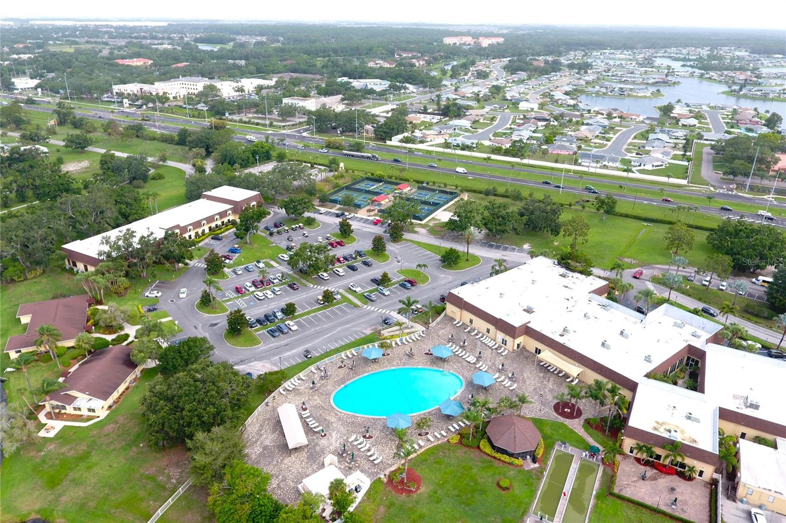 CAMBRIDGE I CONDOMINIUM UNIT NUMBER 194 TYPE A 3.7 - Residential