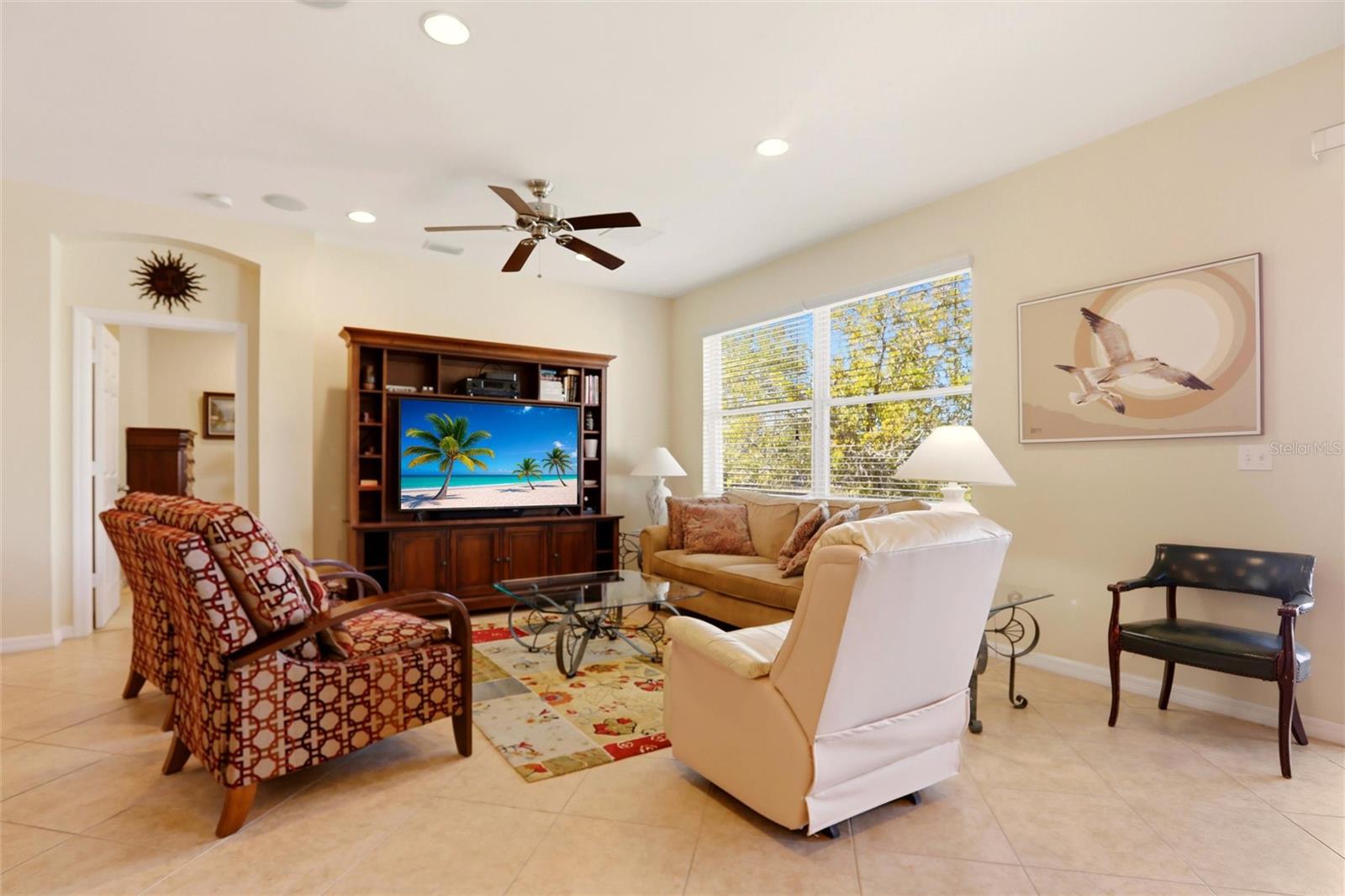 RIO VILLA LAKES - Residential