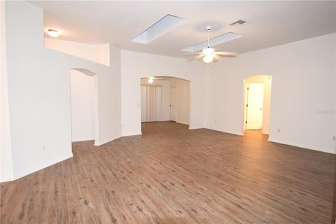 Tiny photo for 915 Ramos Drive, Lady Lake, FL 32159 (MLS # G5105852)