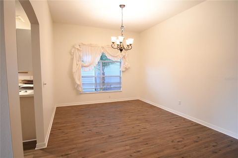 Tiny photo for 915 Ramos Drive, Lady Lake, FL 32159 (MLS # G5105852)