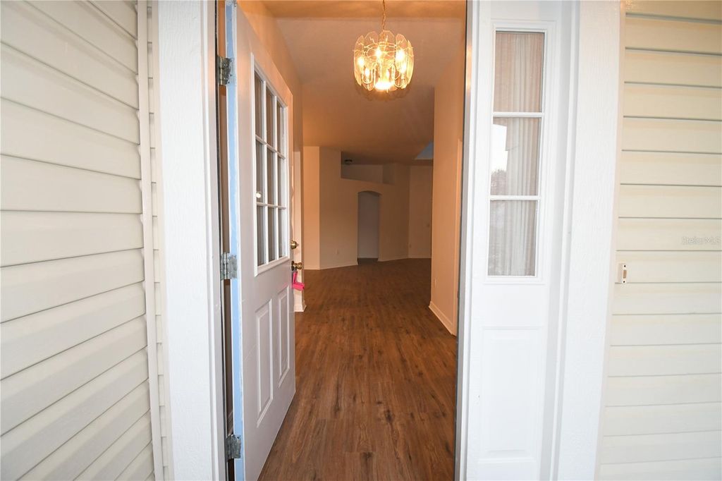 Photo of 915 Ramos Drive, Lady Lake, FL 32159 (MLS # G5105852)