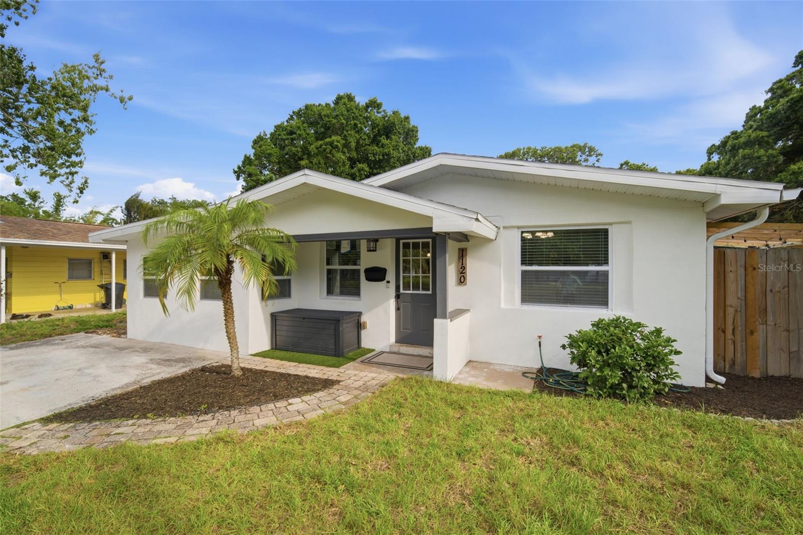 1120 52ND AVENUE N