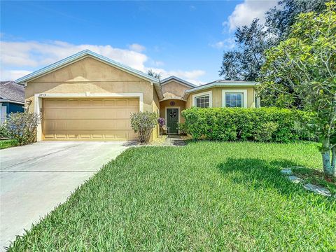 A home in WINTER HAVEN