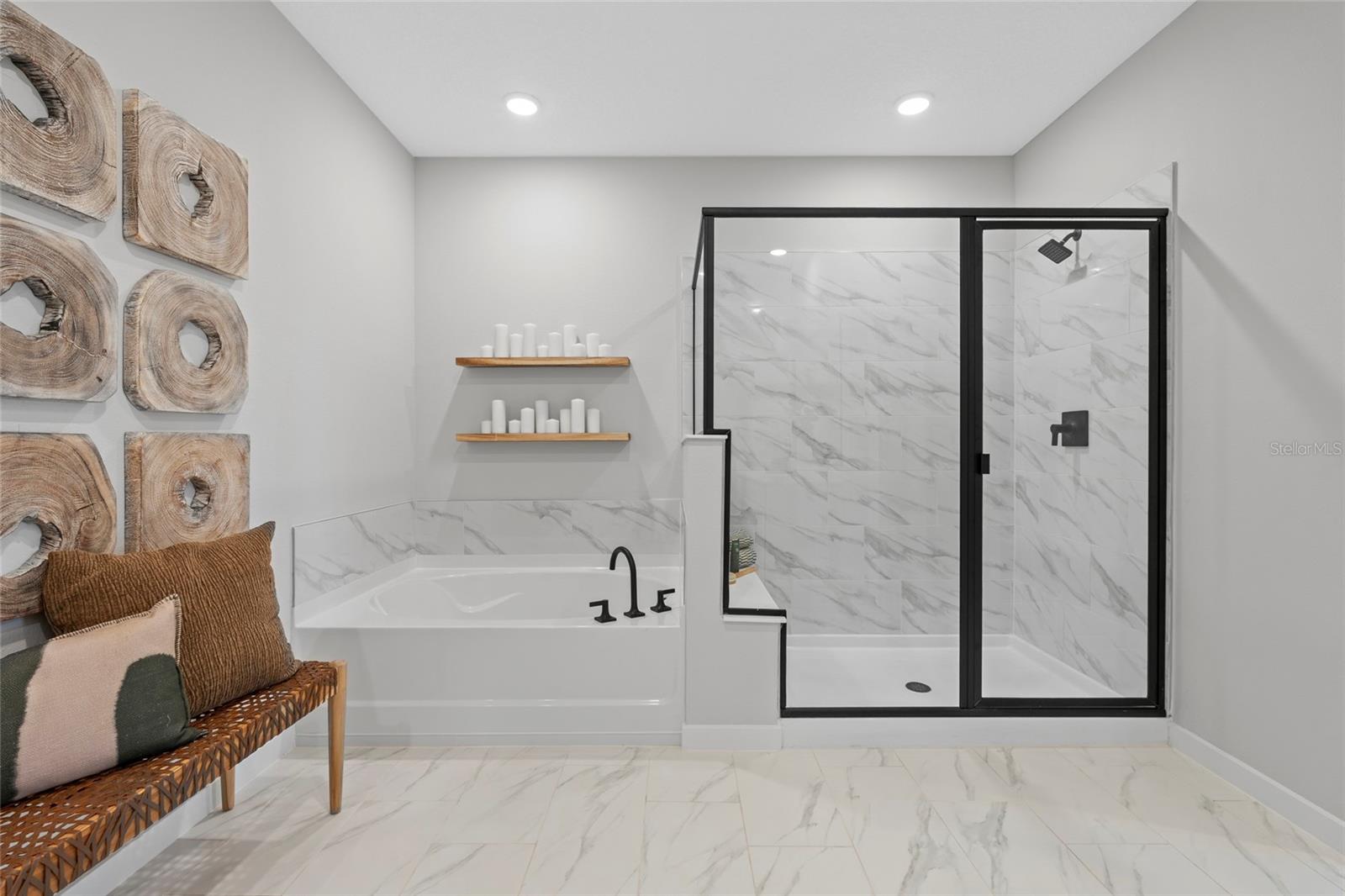 RESERVE EAST - Residential