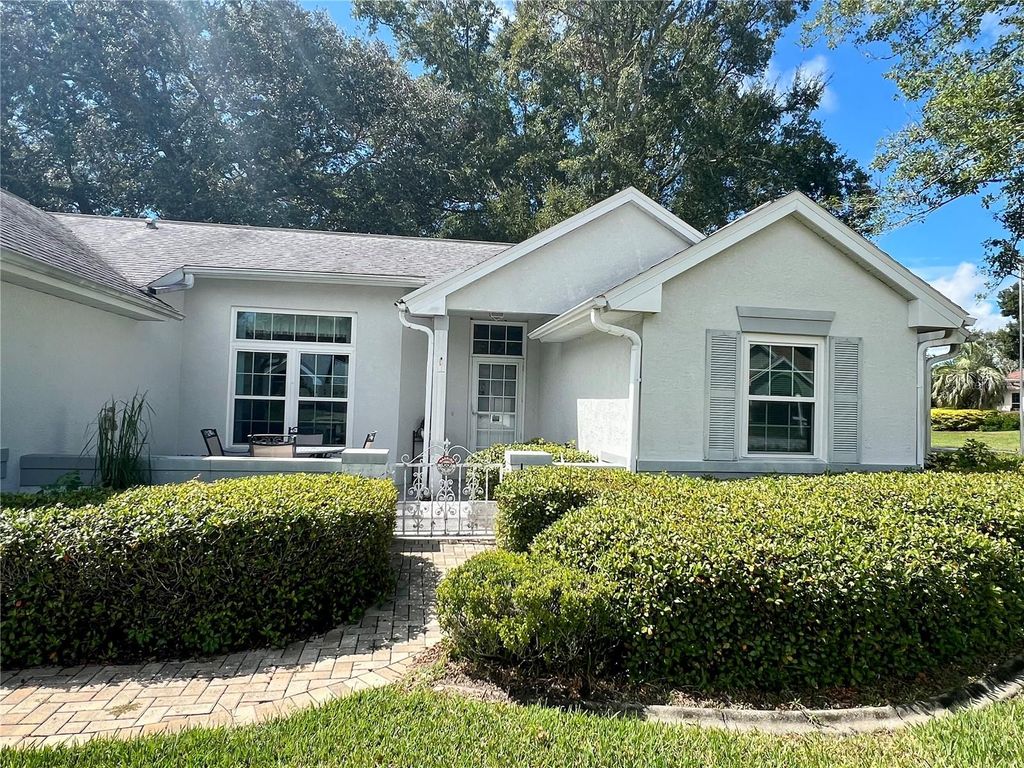 Photo of 7737 SW 114th Loop, Ocala, FL 34476 (MLS # OM710617)