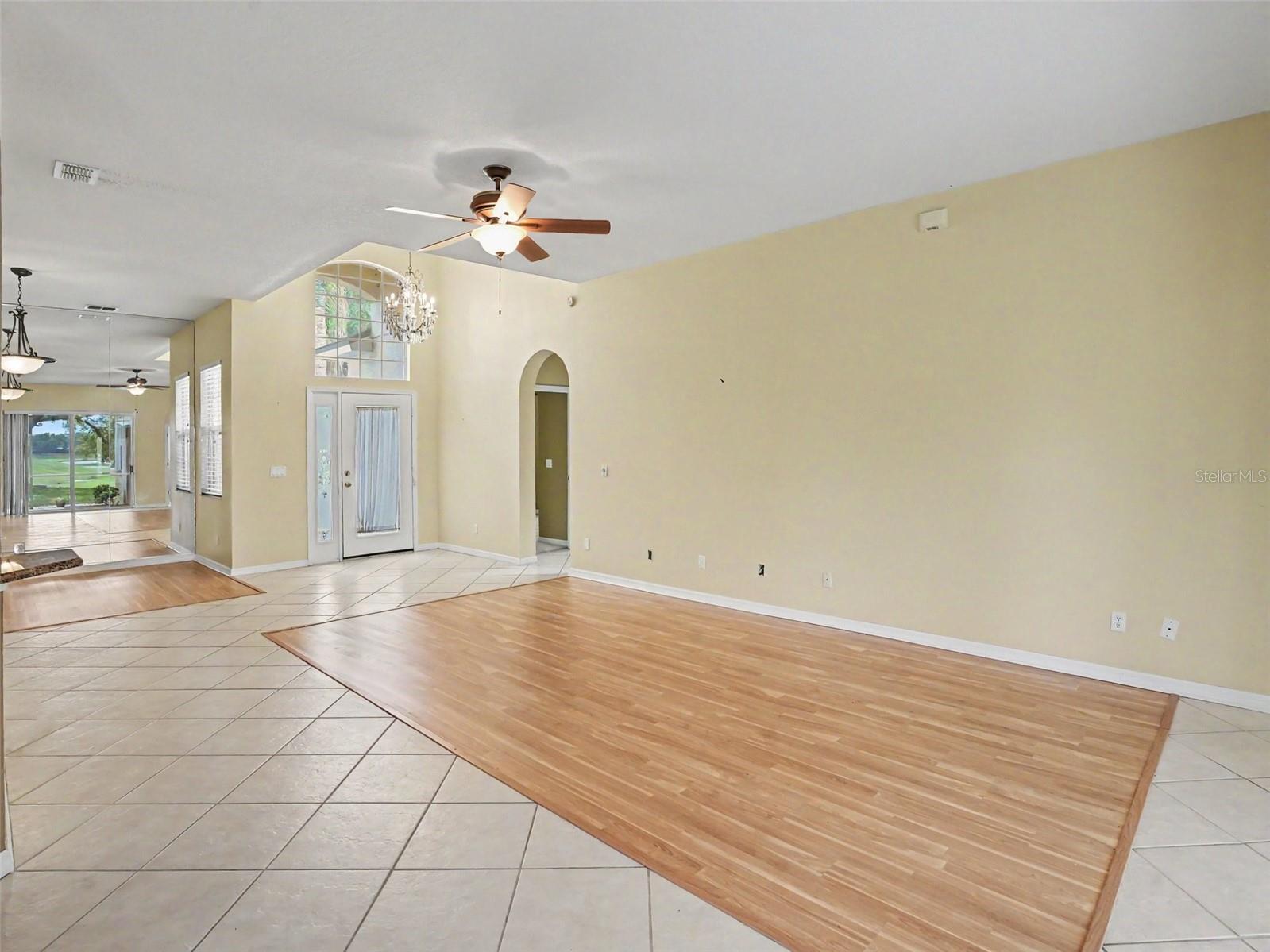 WATERSEDGE - Residential