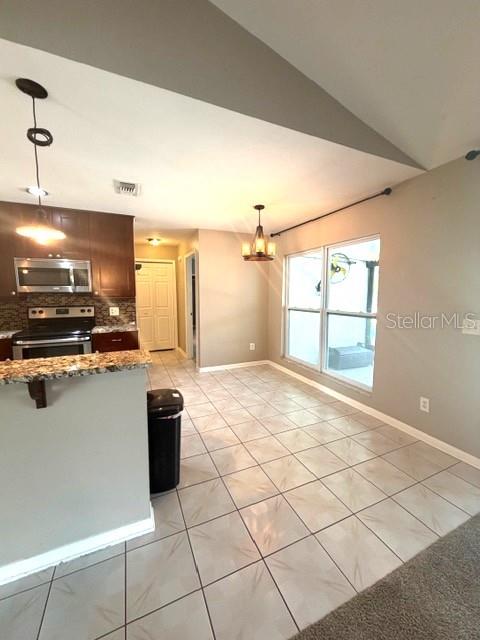 BLOOMINGDALE SEC J - Residential Lease