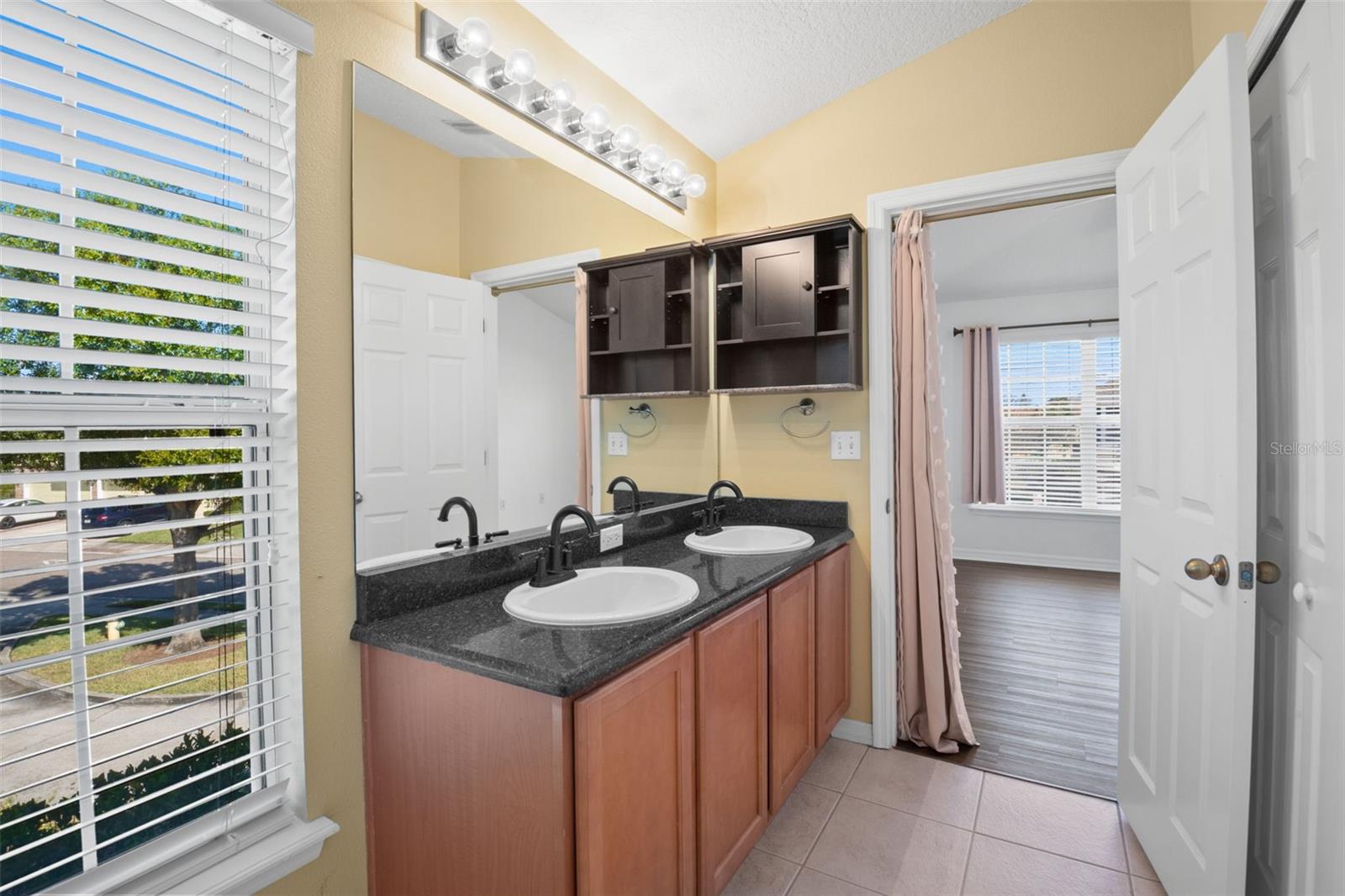 BAY BREEZE COVE - Residential