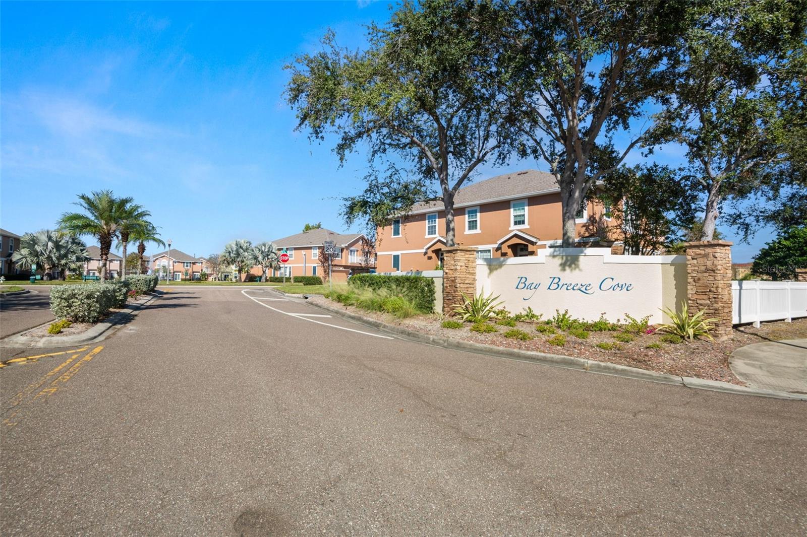 BAY BREEZE COVE - Residential