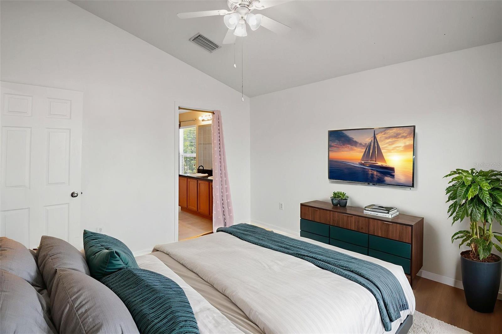 BAY BREEZE COVE - Residential