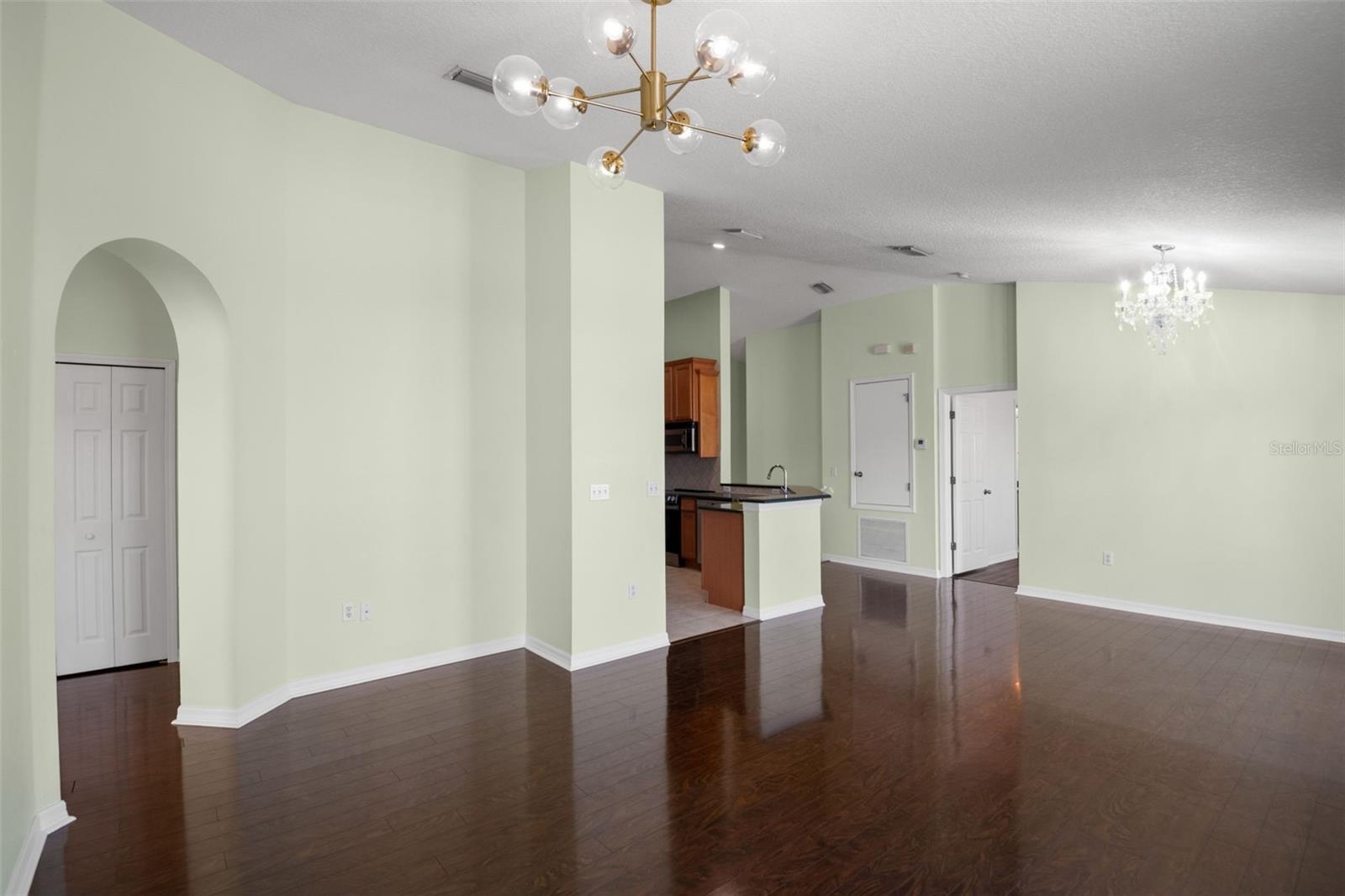 BAY BREEZE COVE - Residential