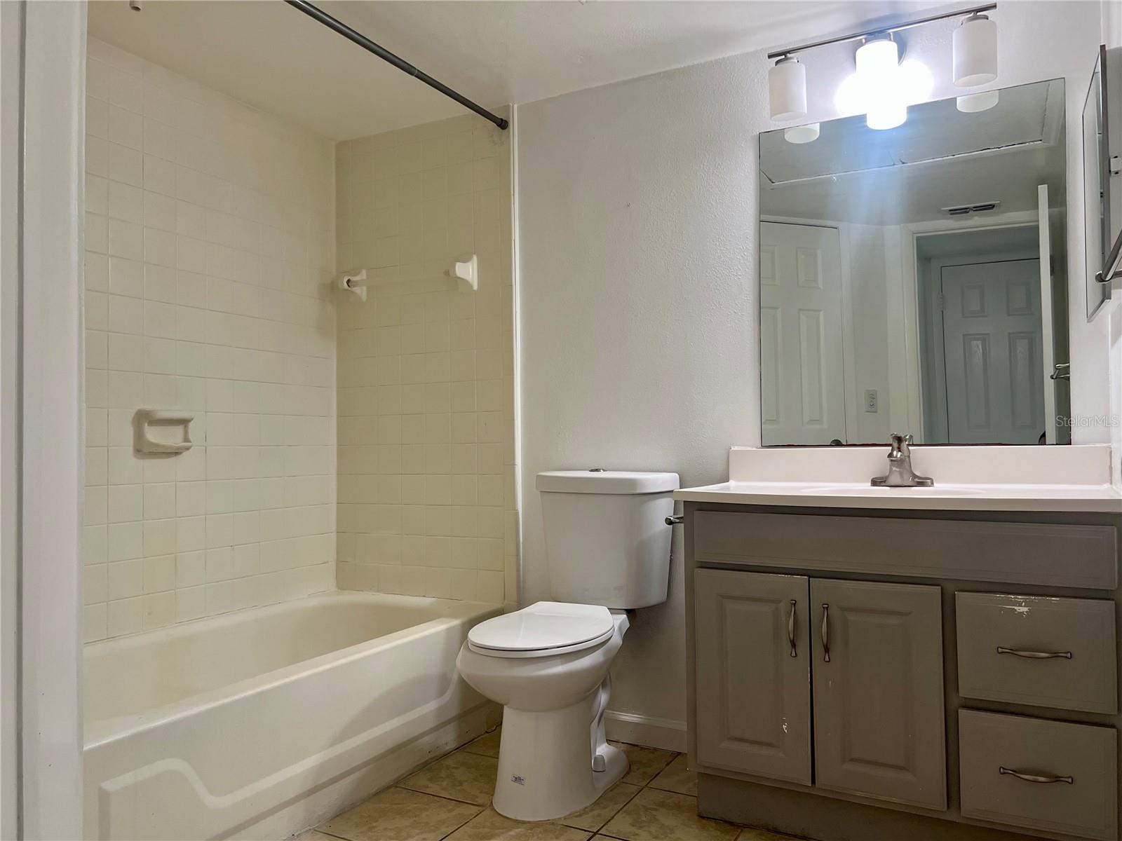 LAKEWOOD PARK A CONDO - Residential