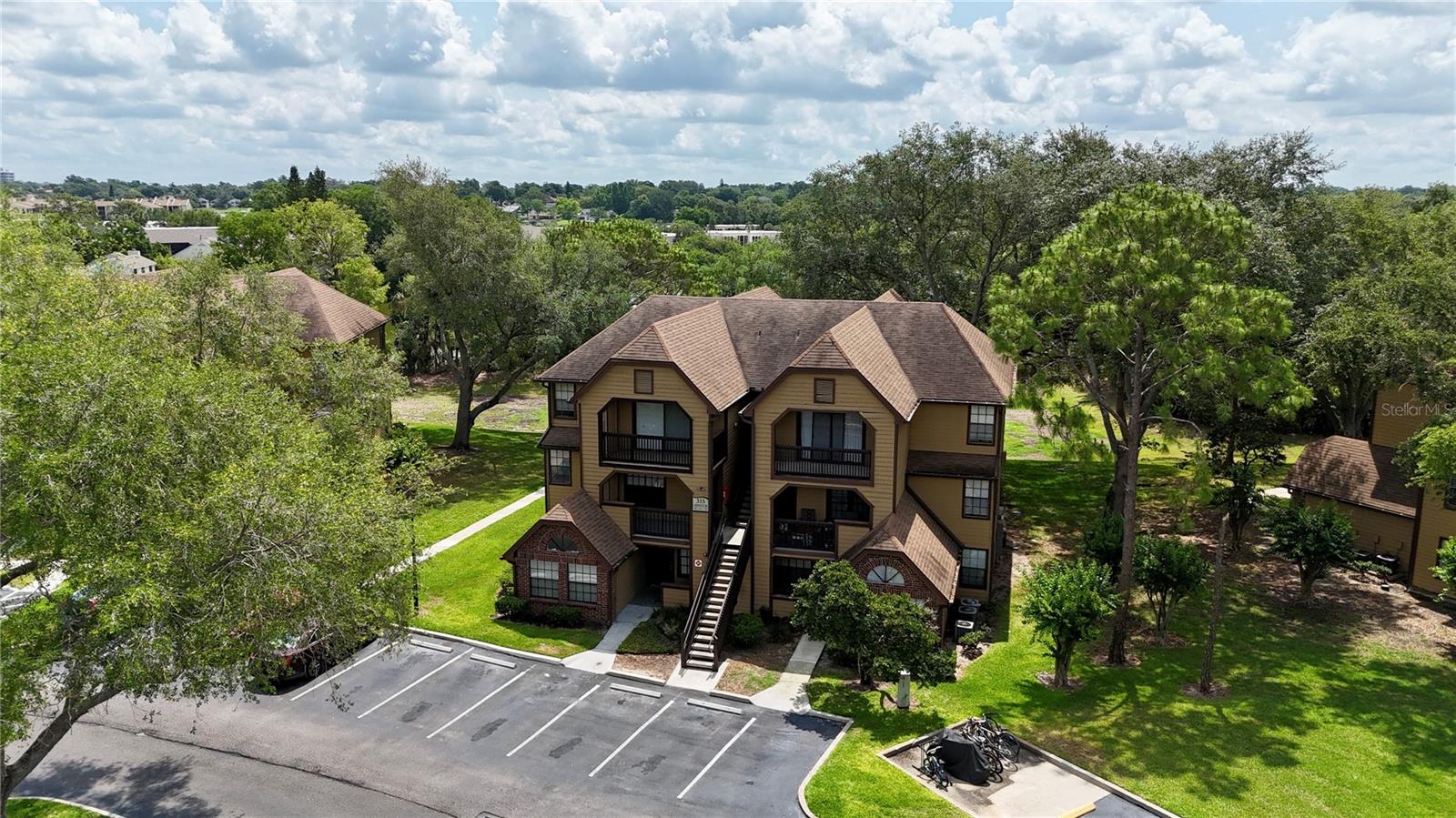 LAKEWOOD PARK A CONDO - Residential