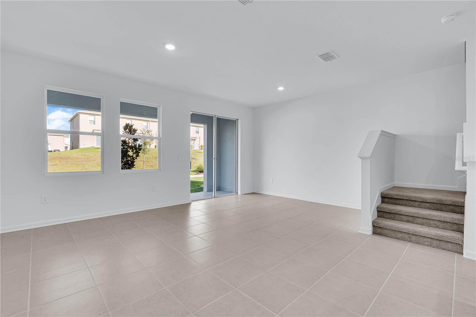 BRENTWOOD TH - Residential Lease