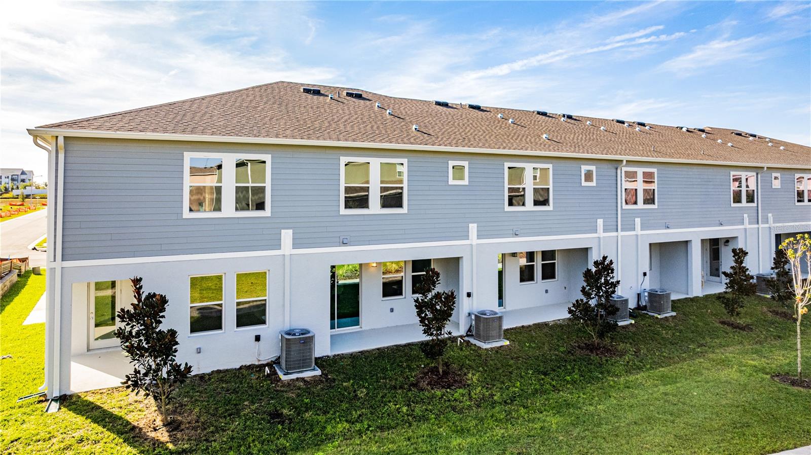 BRENTWOOD TH - Residential Lease