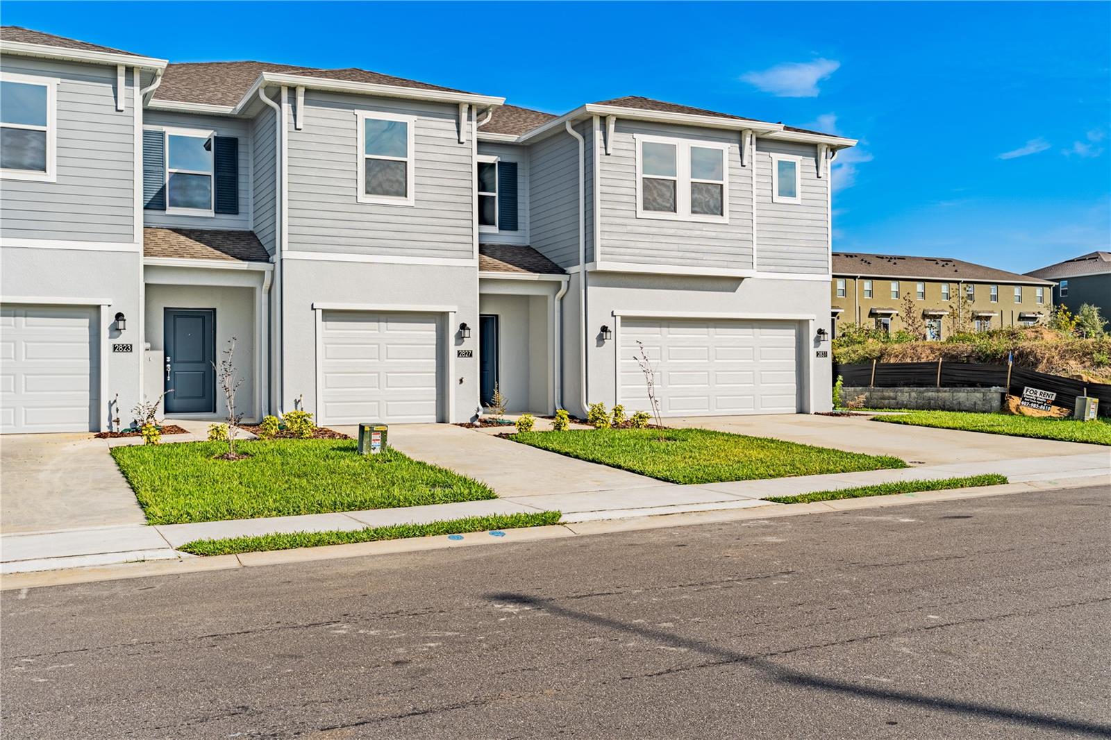 BRENTWOOD TH - Residential Lease