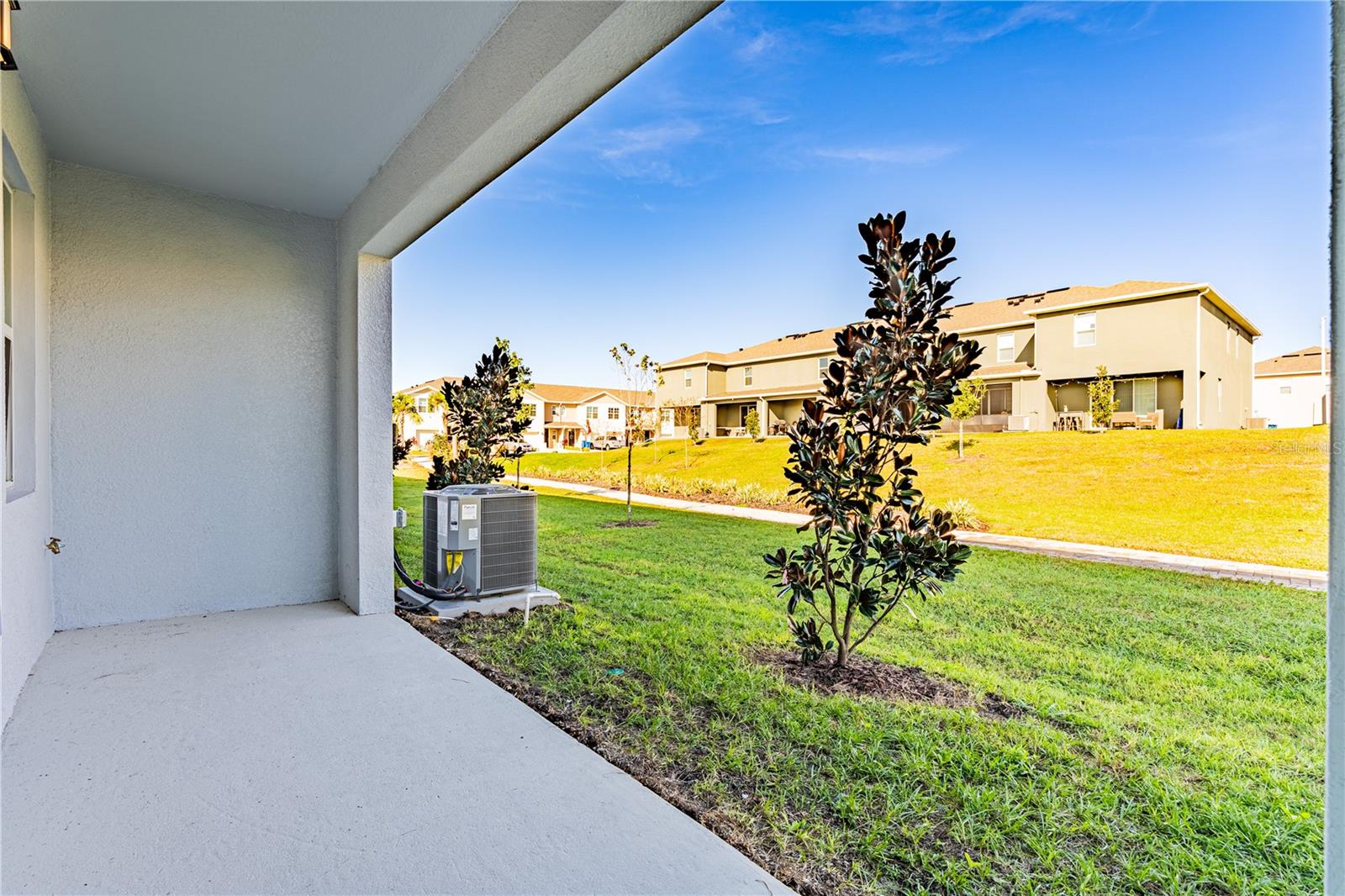 BRENTWOOD TH - Residential Lease