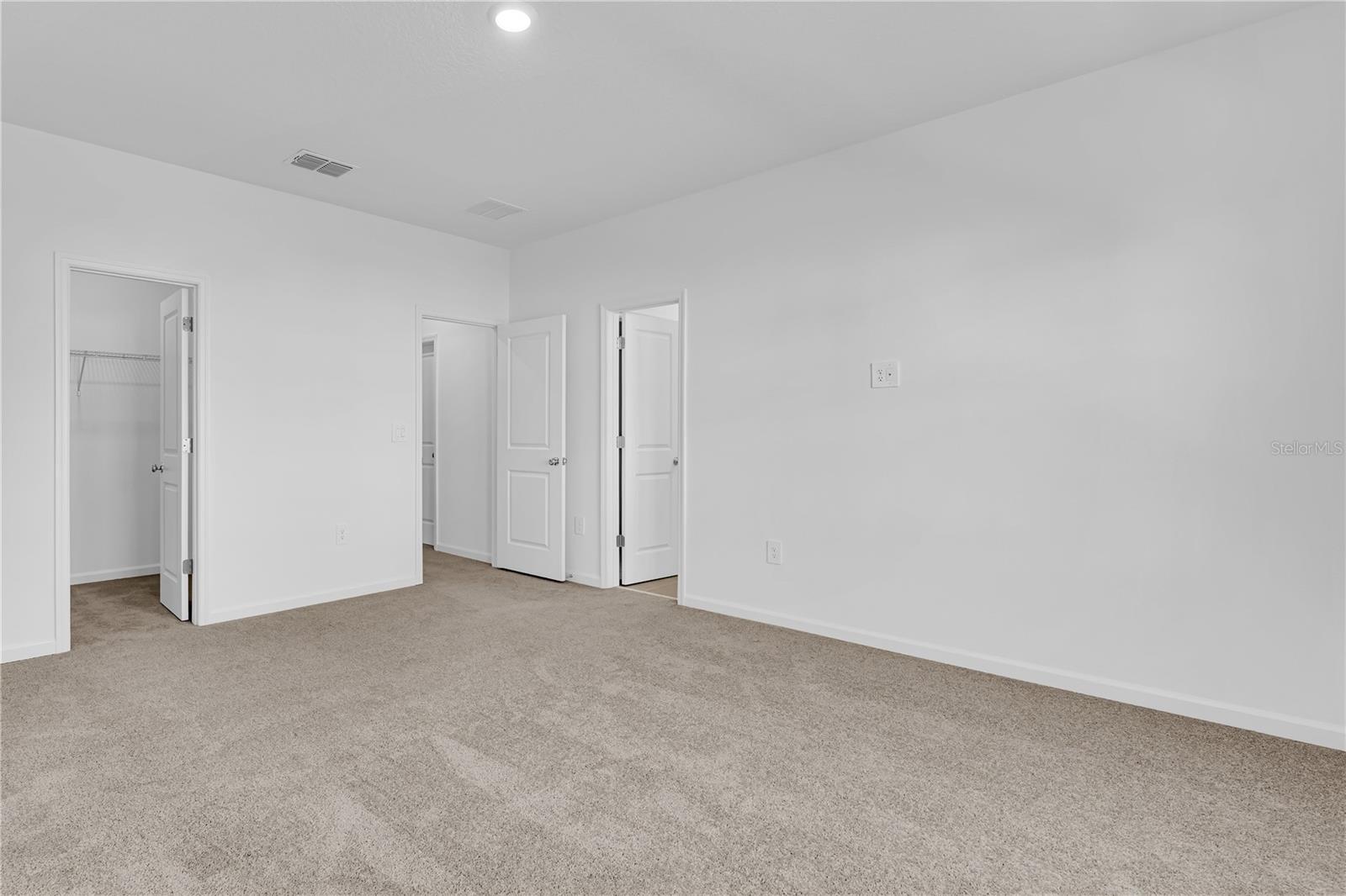 BRENTWOOD TH - Residential Lease